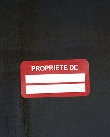 Etiquettes de propriété